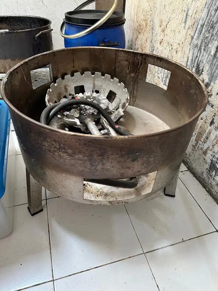 Tungku kompor besar