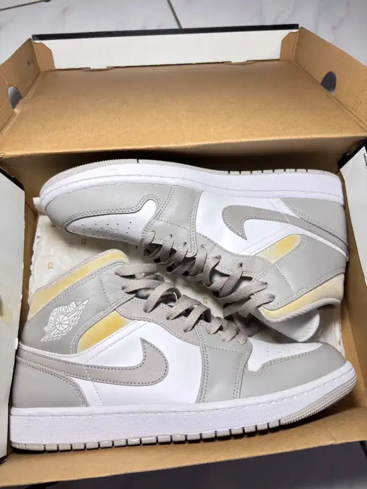 Nike Air Jordan 1 Mid Linen Original | Kondisi Terbaik