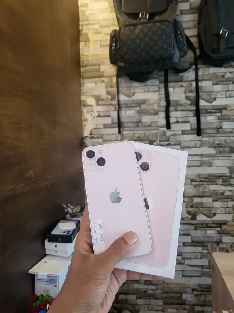 iPhone 13 256gb ex garansi resmi