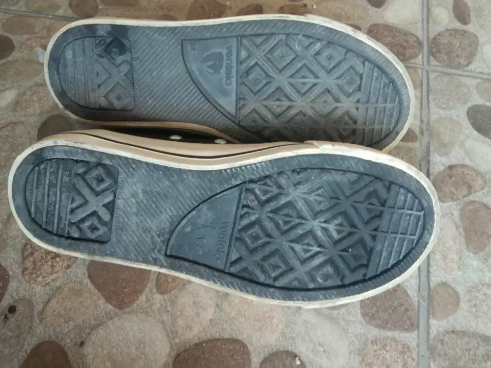 Ventela ukuran 34