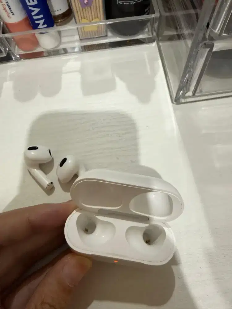 Jual AirPods Apple