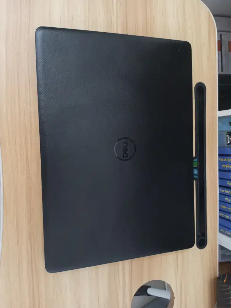 Laptop Dell Vostro 3490 Core I5 Gen 10 Ram 8GB SSD 256GB Masih Mulus