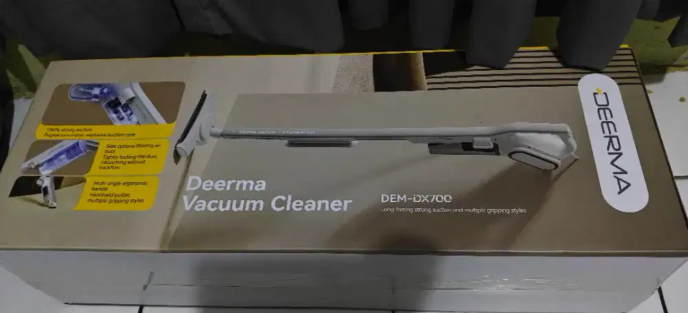 Vacuum cleaner deerma DEM-DX700