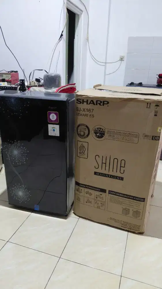 Kulkas sharp.shene 1pintu.bgus ori