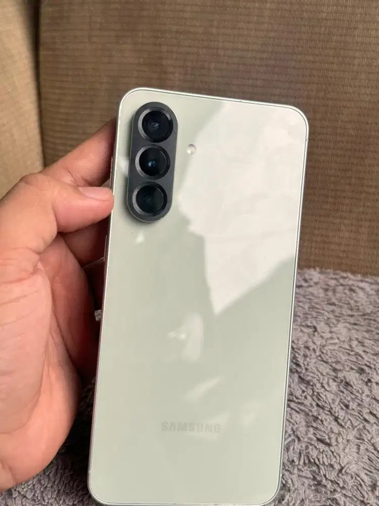 SAMSUNG A56 12/256 BATANGAN
