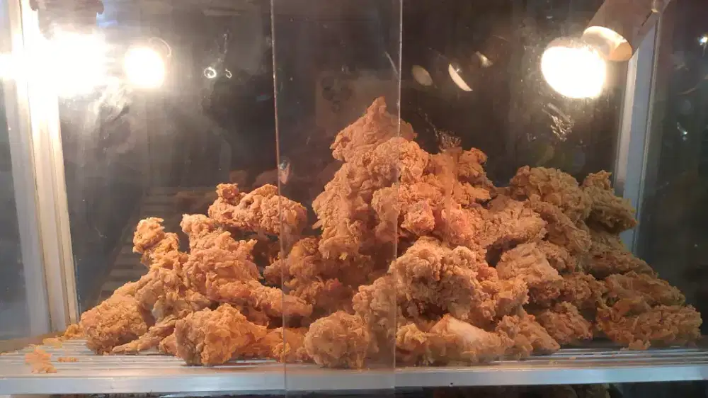 Lowongan jualan fried ciken di gerobak