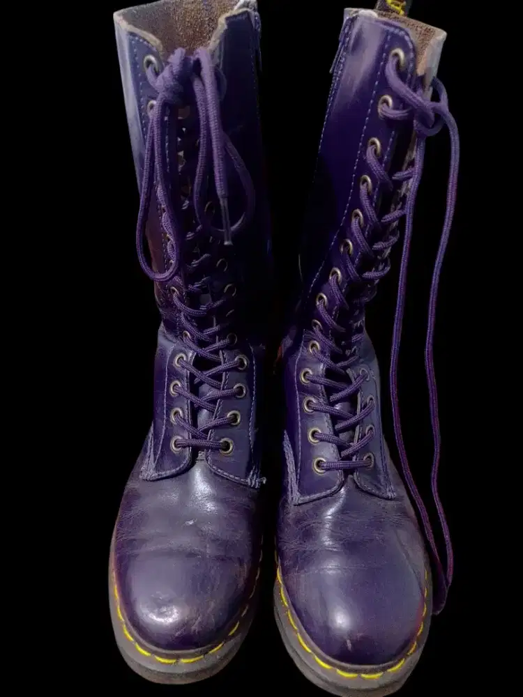 Dr. Martens 11820 (1B99) 14 hole zipper