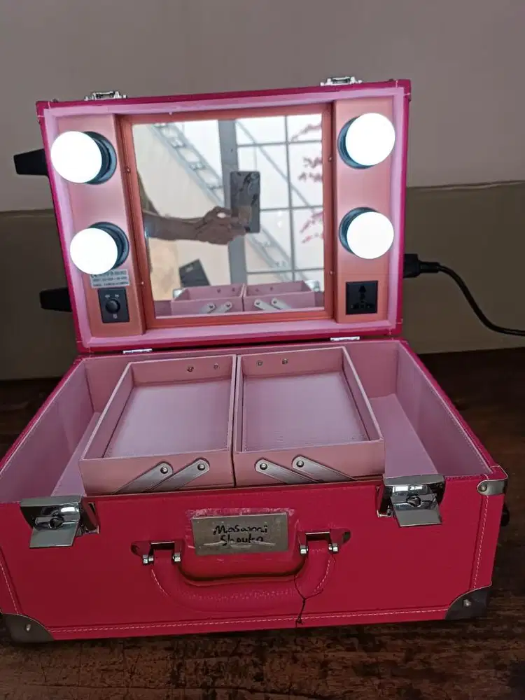 Beauty Case Alat Make Up