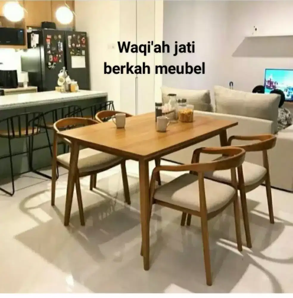 Meja makan minimalis modern kursi 4,kayu jati tua