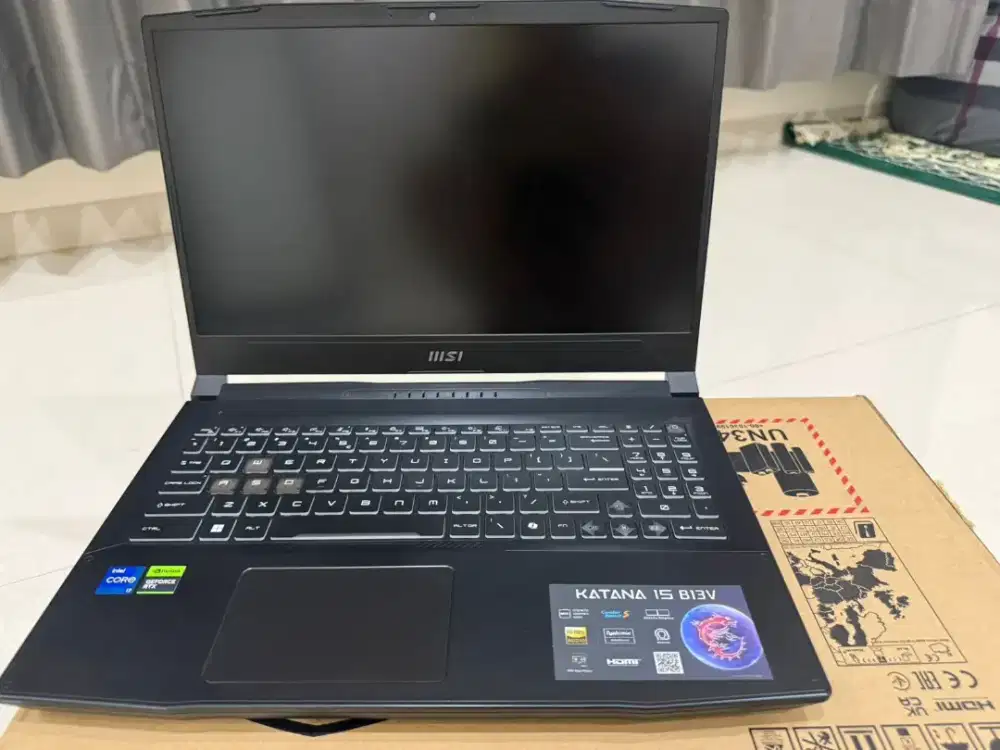 Laptop msi katana 15 b13vgk core i7 rtx 4070