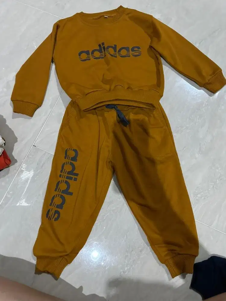 Baju setelan anak