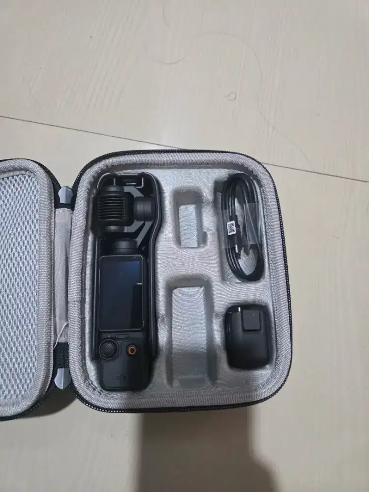DJI OSMO POCKET 3 CREATOR COMBO 4k/120fps
