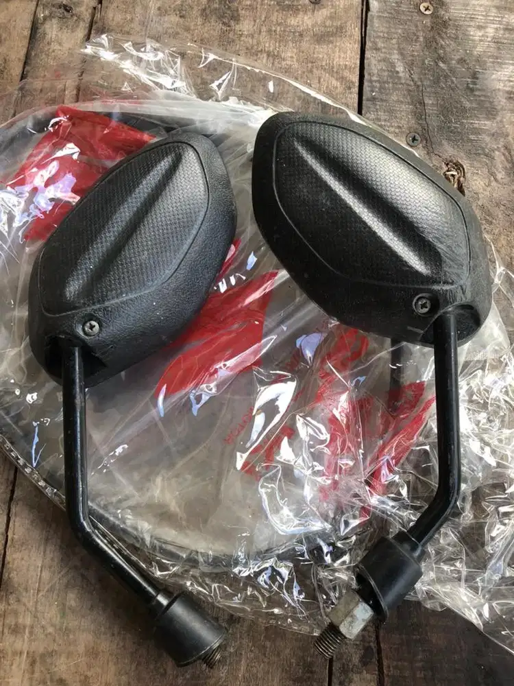 Kaca spion original beat/vario