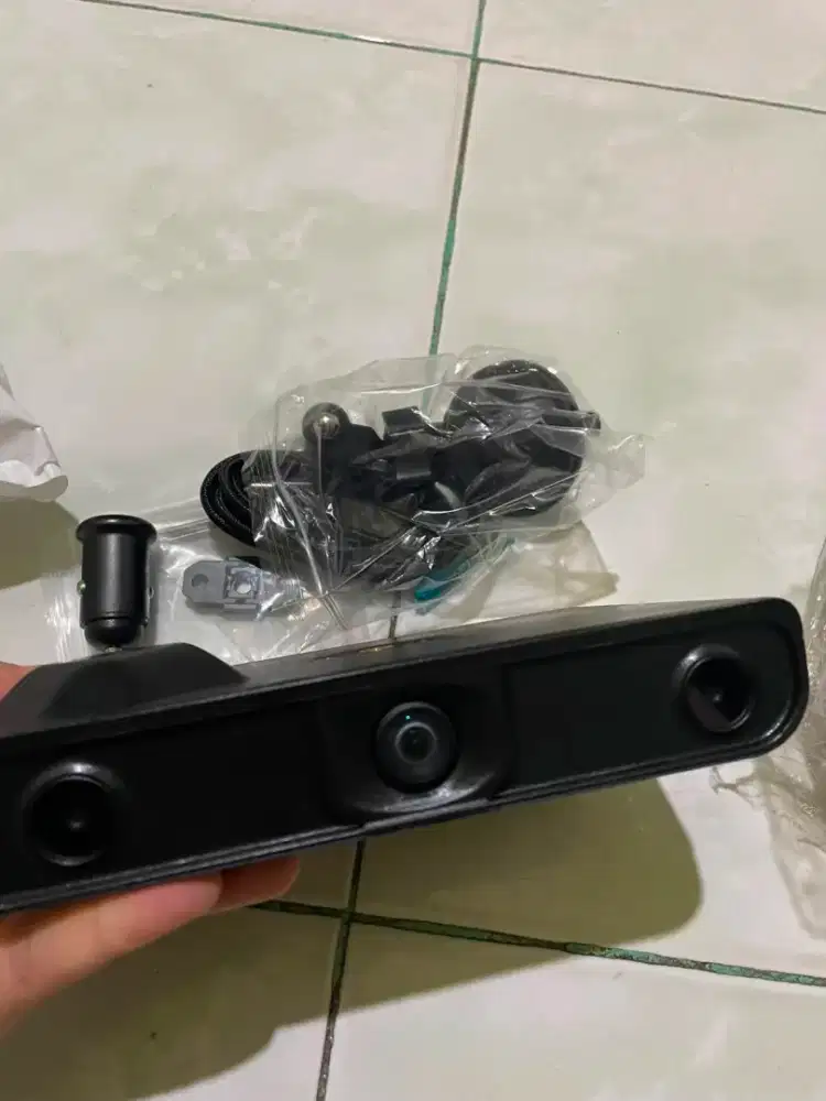 Dashcam Mobil Masih Baru