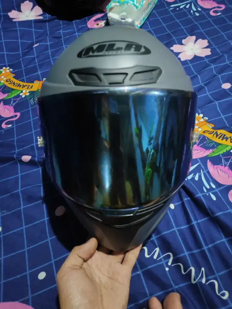 Helm full face MLA
