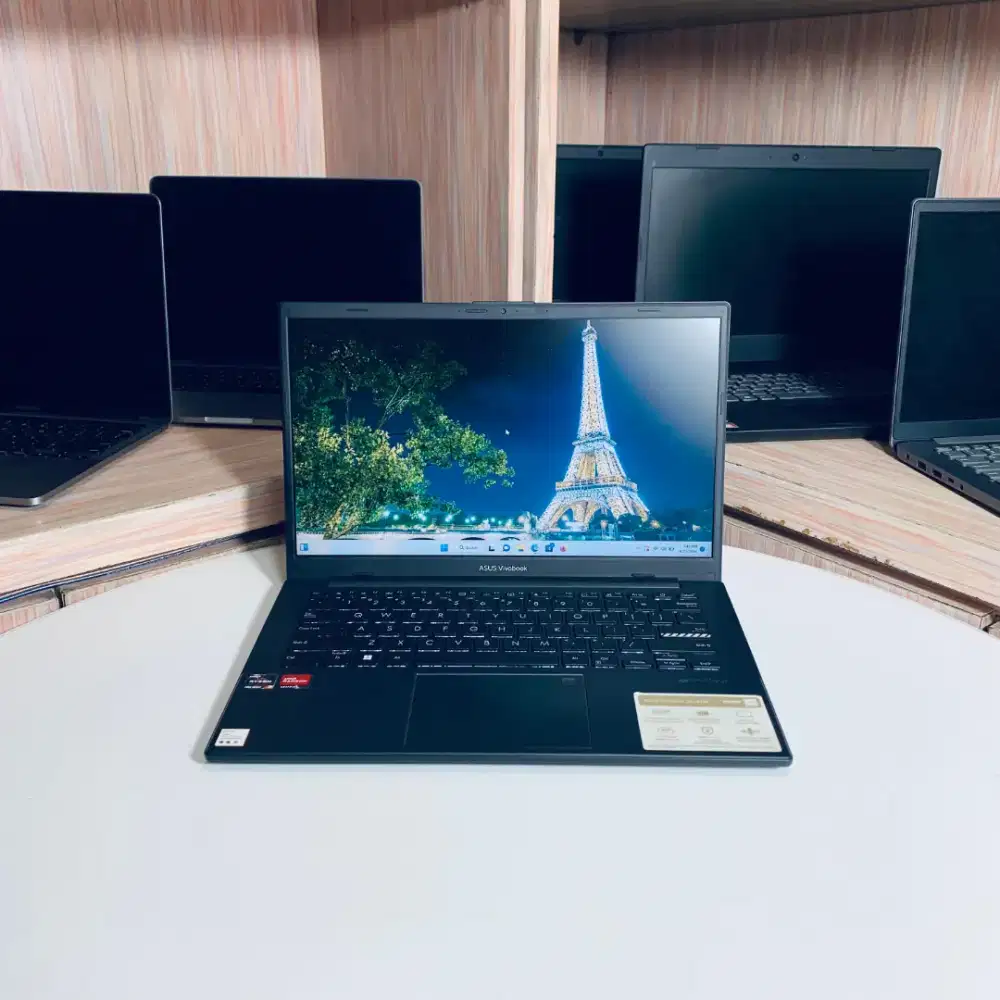 Laptop Asus Vivobook E1404F | Ryzen 3 | 8GB | 256GB