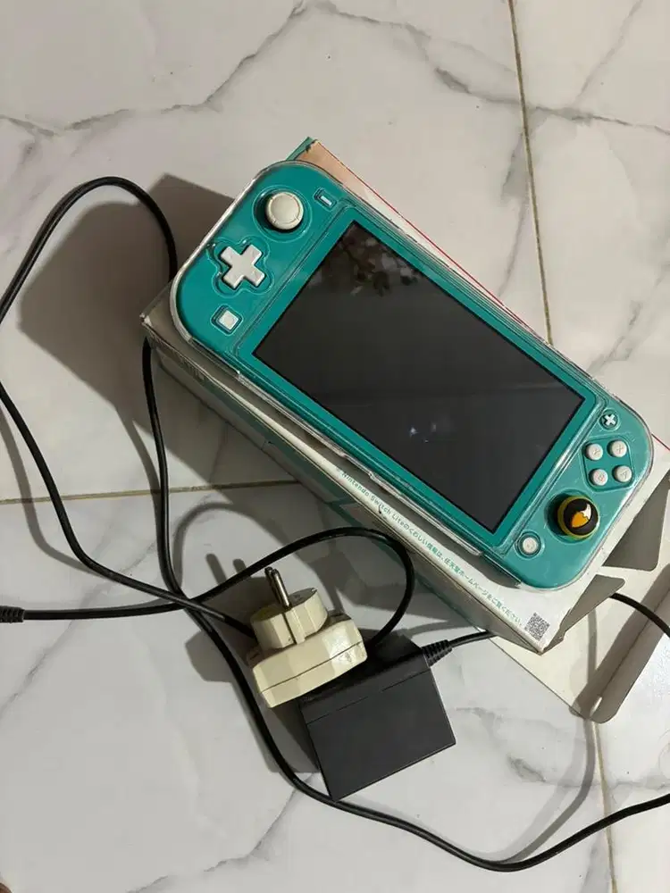 Nintendo switch lite 256gb like new