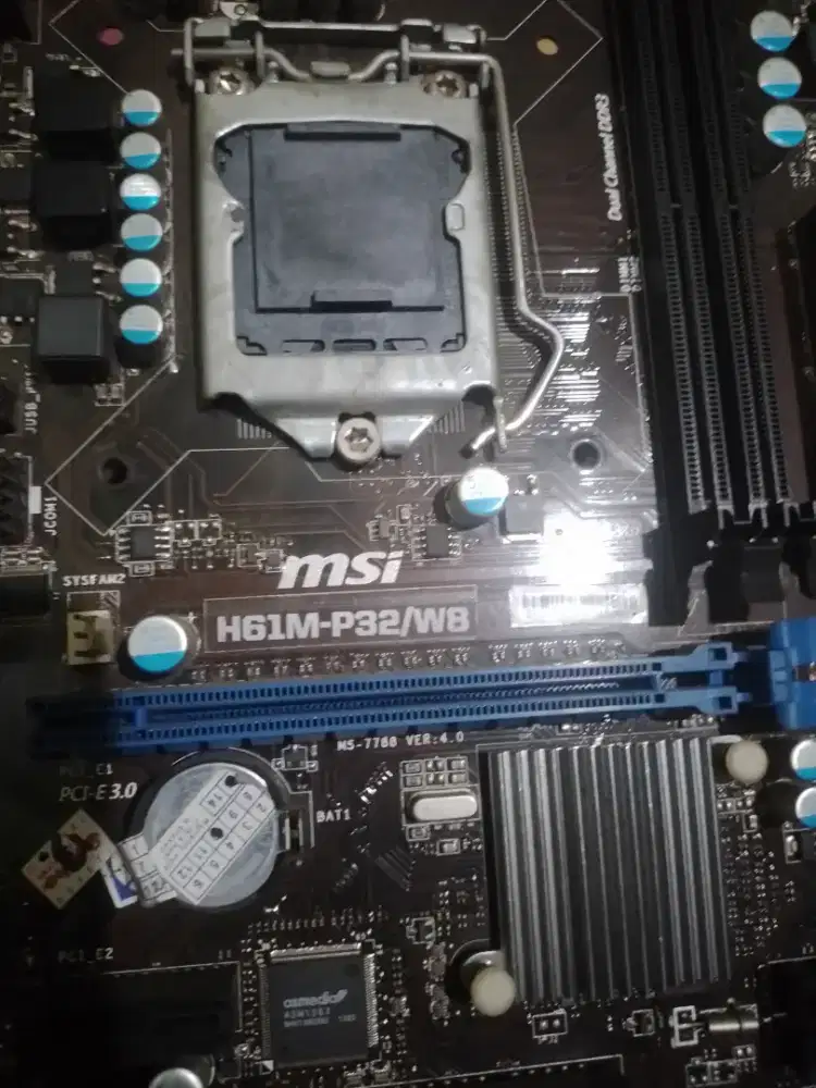 jual ajah ,mainboard msi h61M-P32 W8
