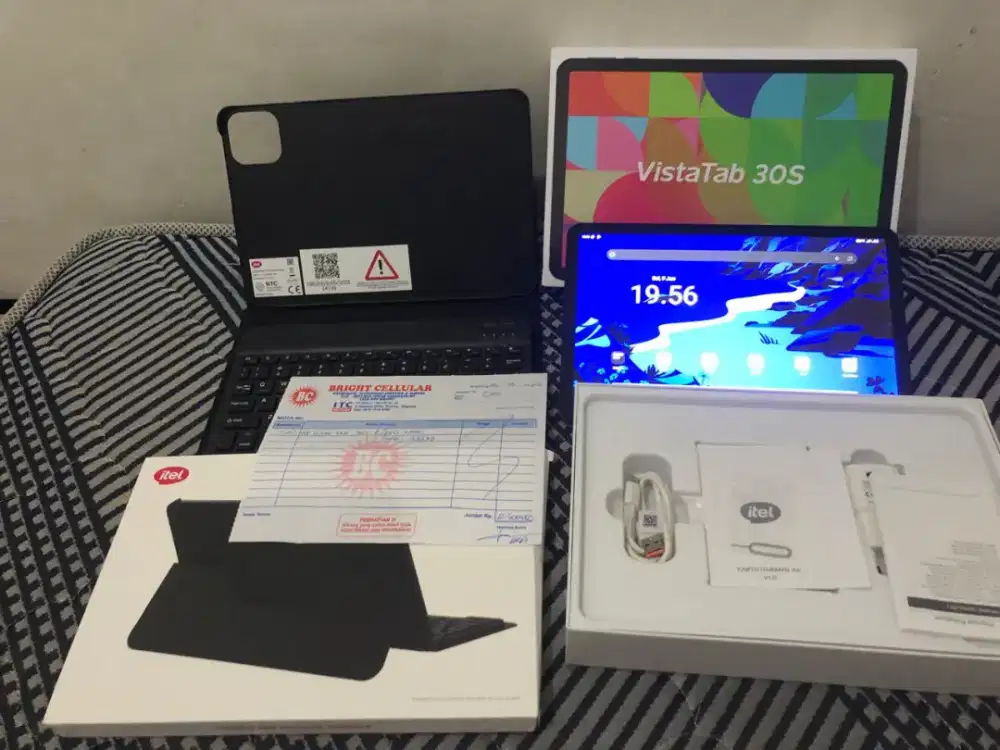 Tablet itel vista 30s ram 8GB/ internal 256GB