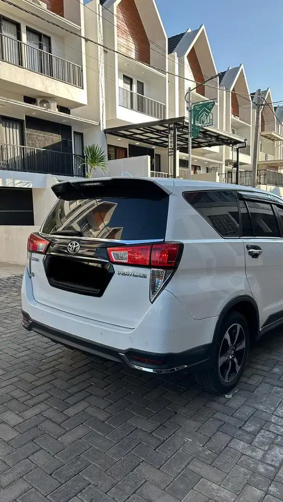 innova venturer solar matic