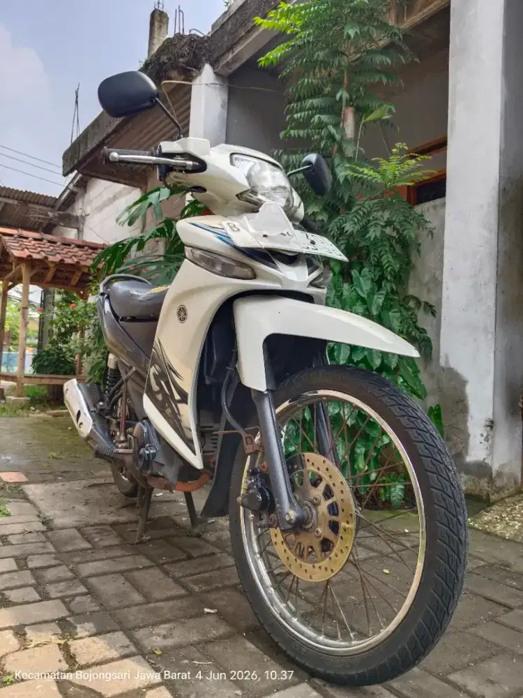 Yamaha vega zr lengkap BPKB STNK faktur