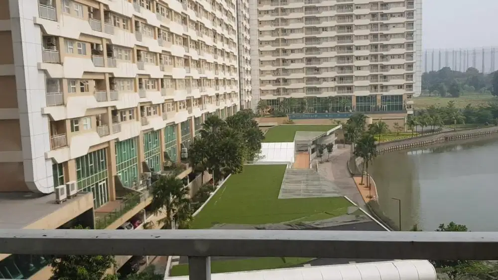 DIJUAL APARTEMEN 1 BEDROOM HADAP DANAU DAN KOLAM BERENANG