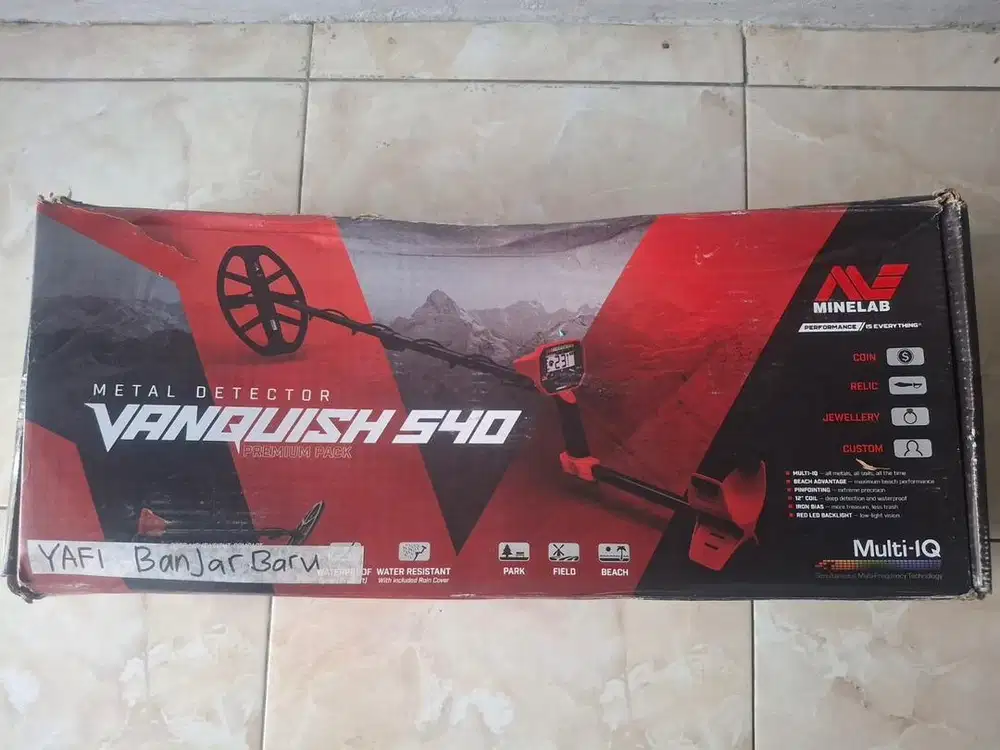 Metal Detector Minelab Vanquish 540 Premium Pack.