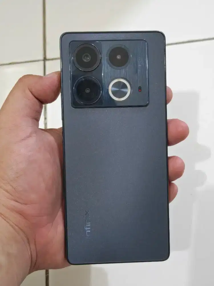 INFINIX NOTE 40 RAM 8/256 BISA TT