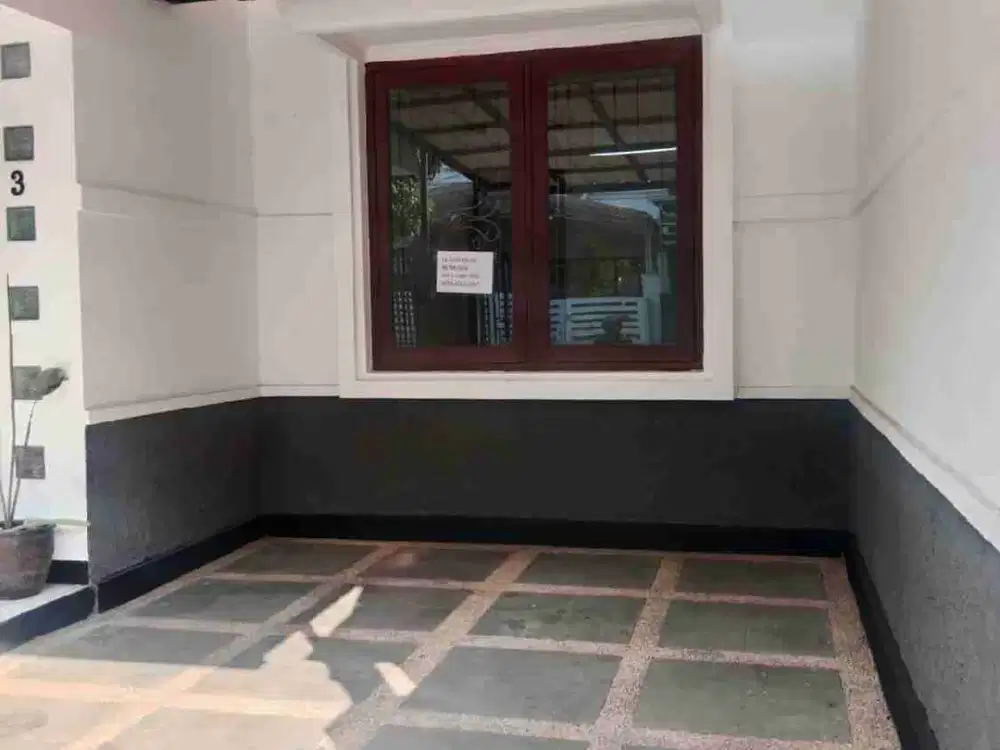 Di sewakan untuk rumah tinggal Antapani dekat borma