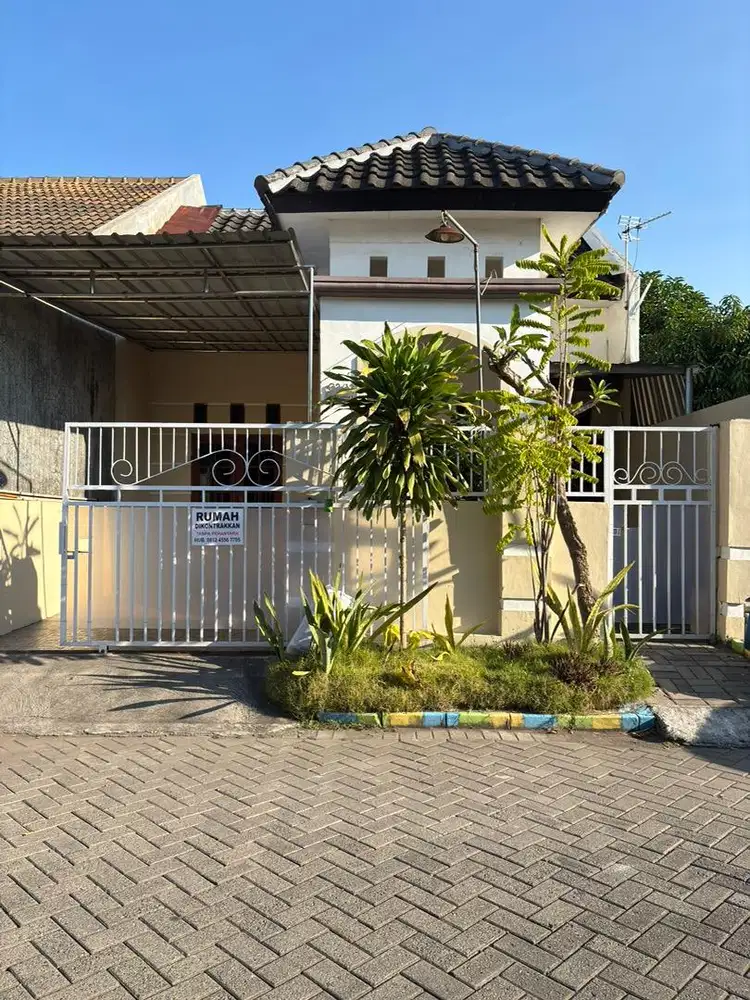 RUMAH HOMEY SEMI FURNISH SIAP HUNI