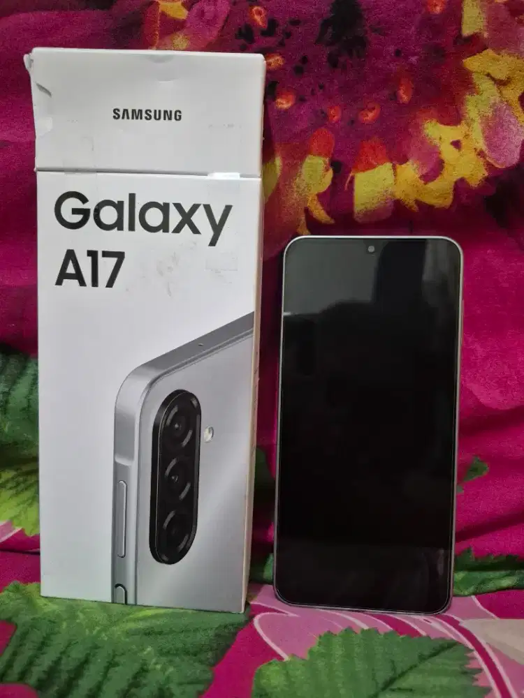 Samsung A17 8/128