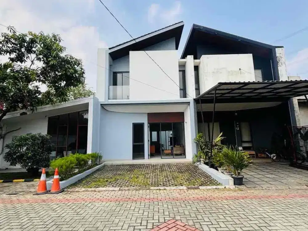 Rumah Cluster Elite Cinere hanya 1 menit ke Pintu tol Limo