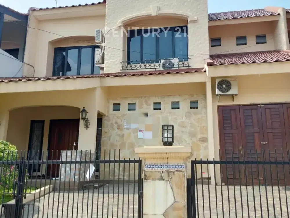 Rumah Di Perumahan Nyaman Dan Asri Di Graha Cinere Depok