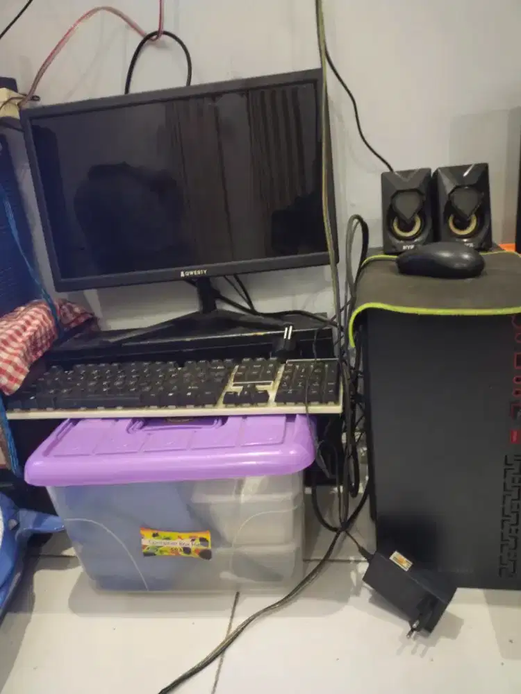 Jual cepat Sepaket komputer siap pakai core i3 16gb
