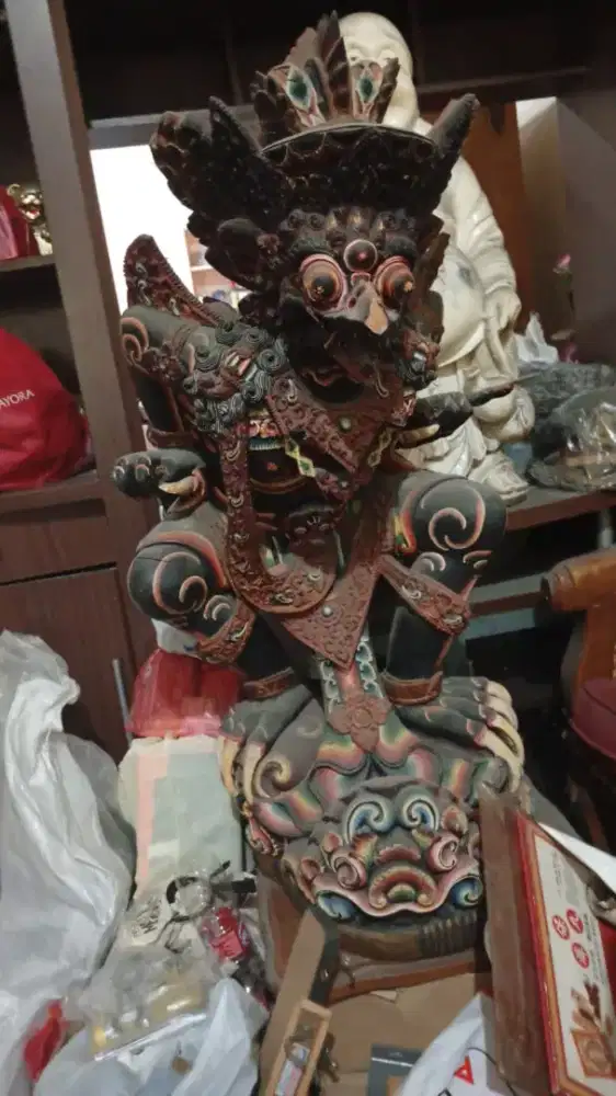 Ini patung burung bali yg gede ada sayap nya. Harga 1 juta 500rb.