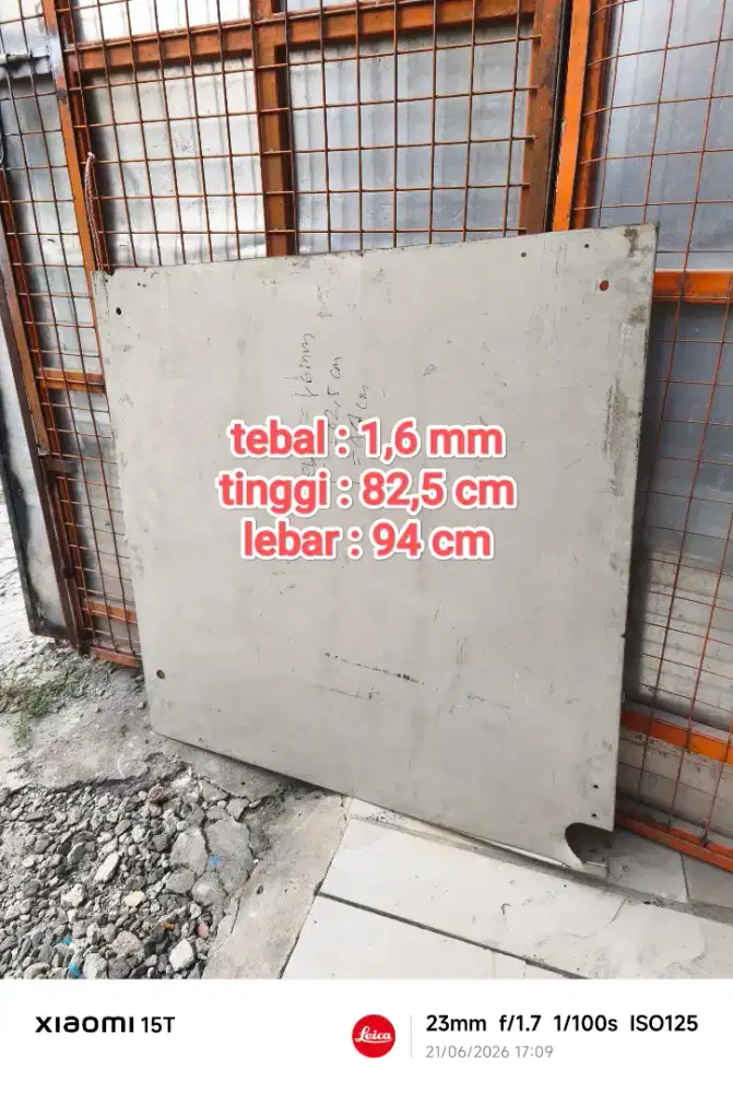 PLAT BESI 94 CMx82,5 CMx1,6 MM