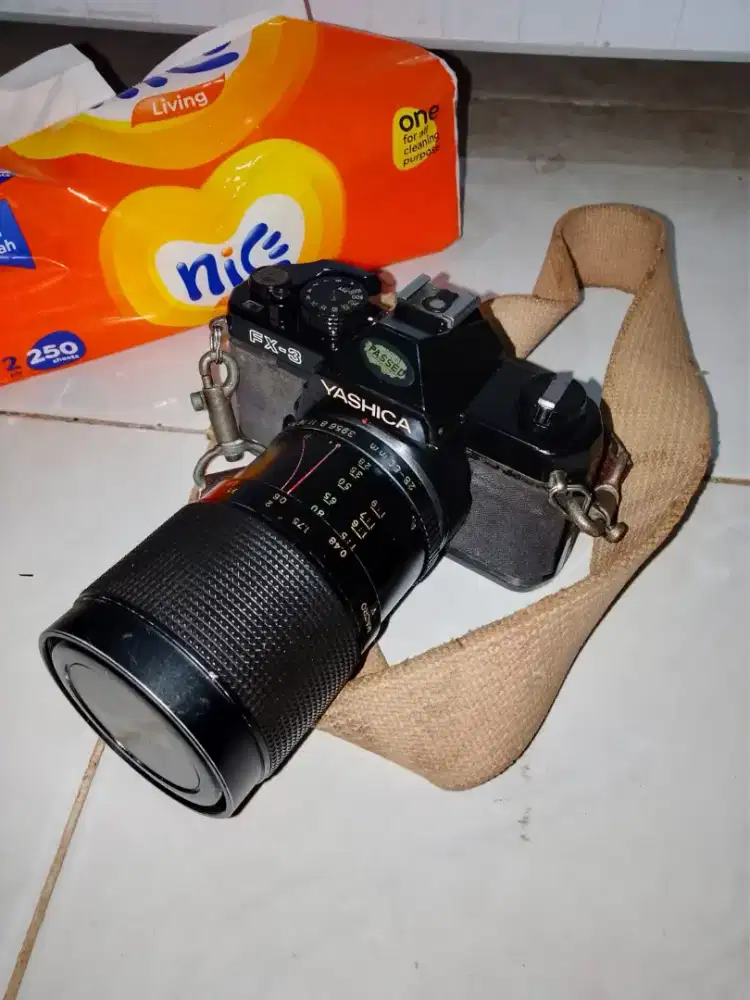 Jual lensa dan kamera merk yashica kondisi masih bagus