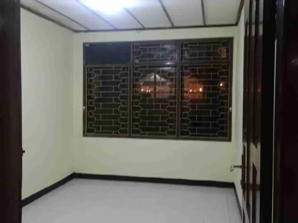 Disewakan untuk usaha atau kantor di Antapani bandung