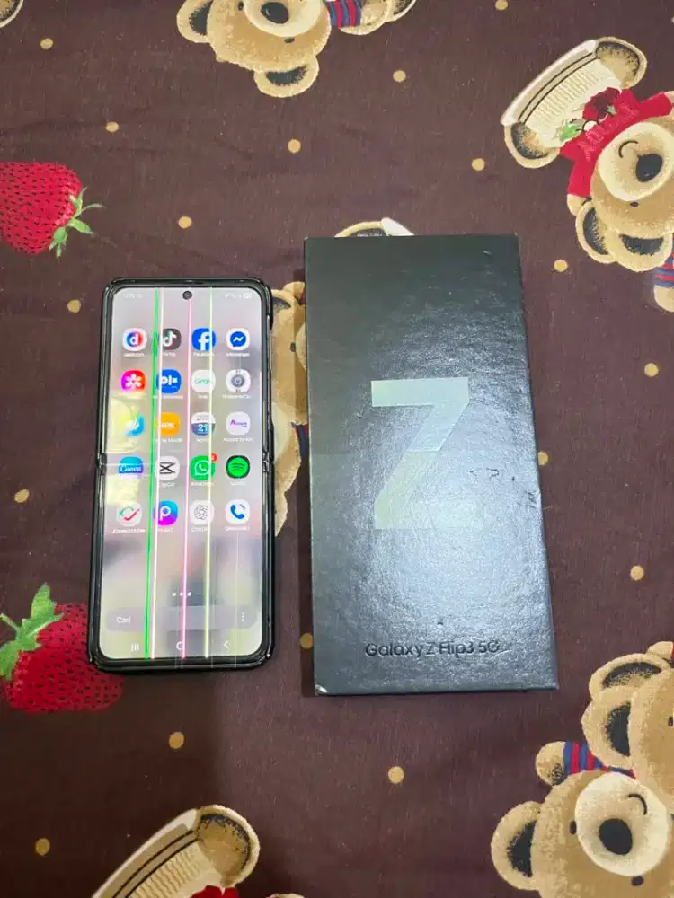 Samsung Flip 3 8/128gb garis dikit
