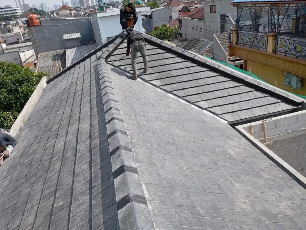 Perbaikan atap bocor renovasi dll