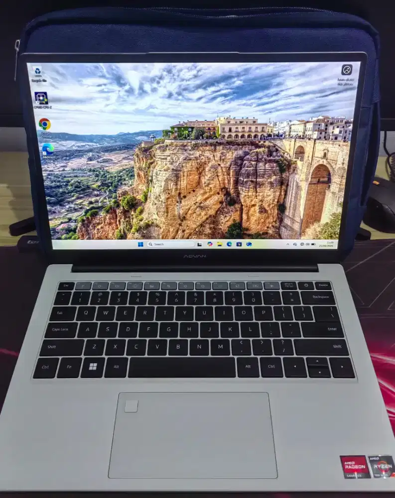 Advan Workplus Ryzen 7 7735HS 14 inch 16GB/512GB Laptop Windows 11