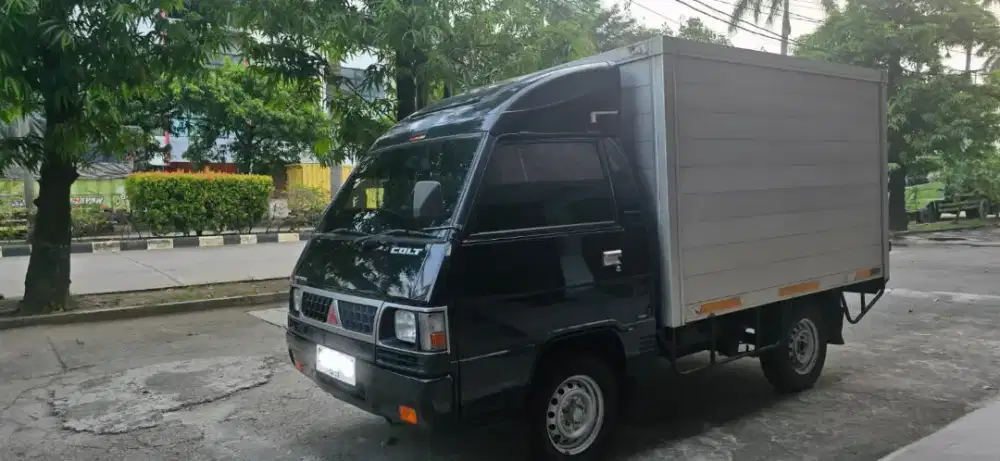 Mitsubishi L300 Box 2020