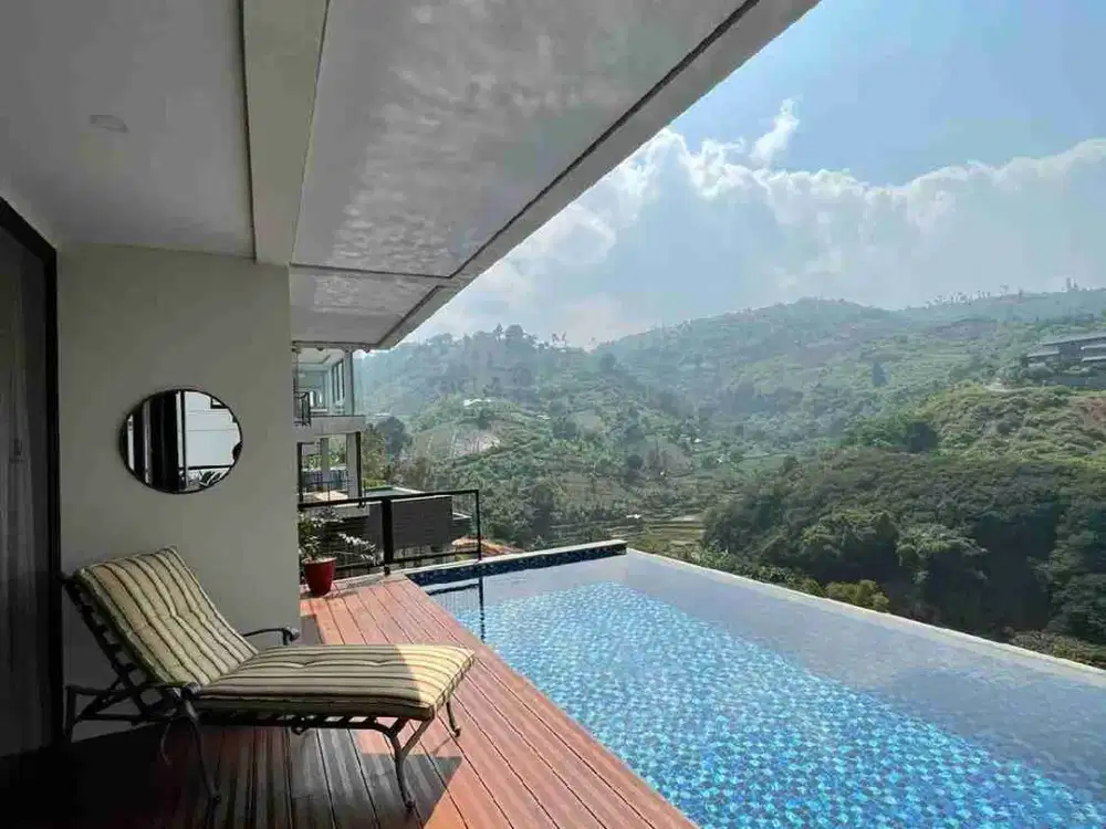 Dijual rumah Villa Di Dago village Bandung Ada Kolam renang Fully furnished