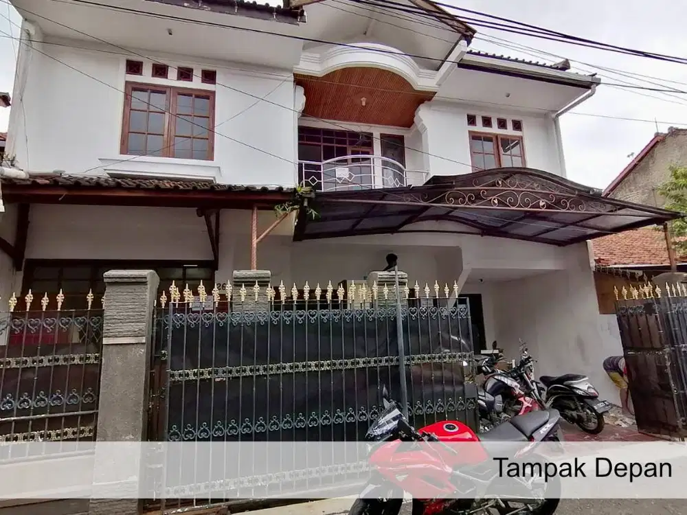 Disewakan/Dikontrakan Rumah Nyaman 2 Lantai di Margahayu Raya Bandung