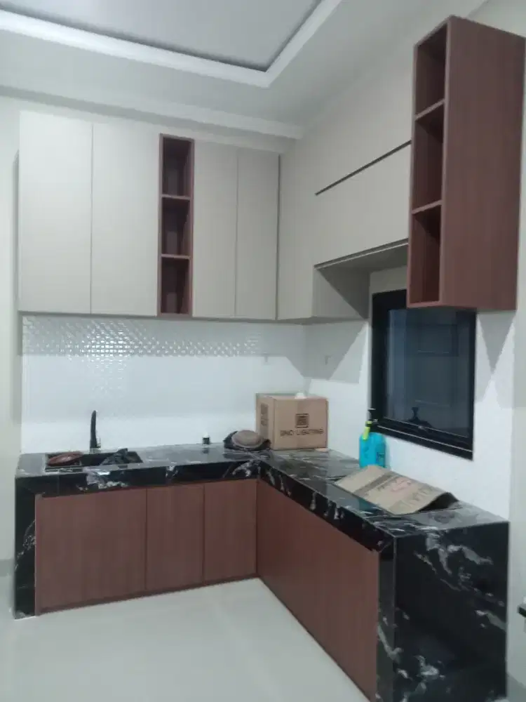 Kitchen set custom