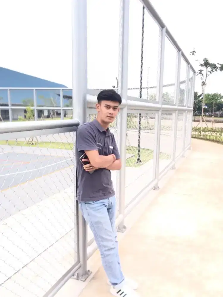 MENCARI PEKERJAAN SEBAGAI DRIVER