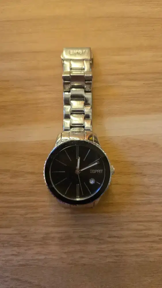 Jam tangan esprit