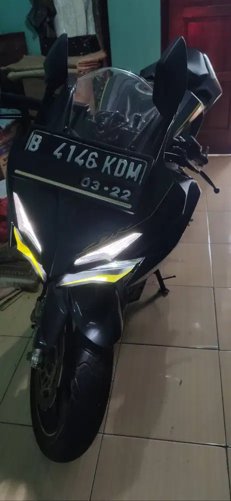 HONDA CBR250RR Grey
