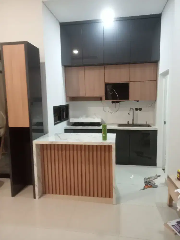 Kitchen set mini bar