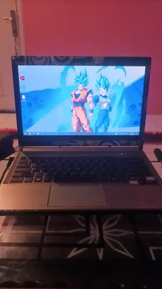 Laptop fujitsu E734